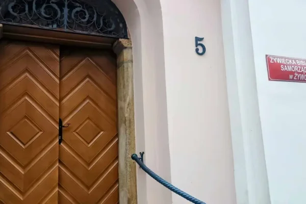 „Halo, tu hala” – beskidzkie pasterstwo oczami młodych artystów w Żywcu