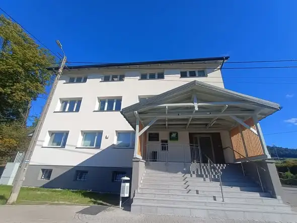 Ślemień: urząd gminy po termomodernizacji z fotowoltaiką