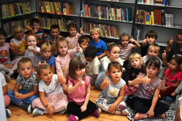 Jesienne spotkanie z książką w bibliotece w Ciścu