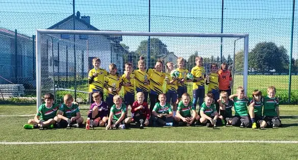 Młodzi piłkarze z Czernichowa rywalizowali z LKS Piast Wołowice