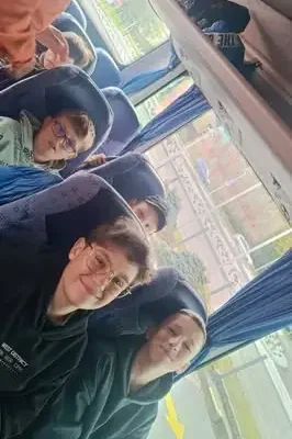 Uczniowie z Koszarawy odkrywali góralskie tradycje w Beskidzie Śląskim