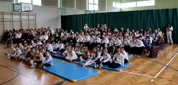 Pasowanie na ucznia i Dzień Edukacji Narodowej w jednej uroczystości