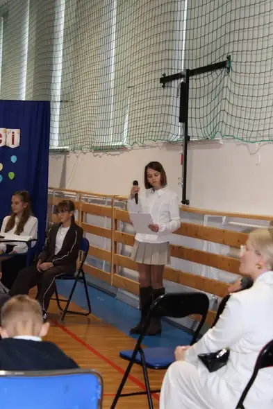 Święto Komisji Edukacji Narodowej w szkole – nagrody i program artystyczny