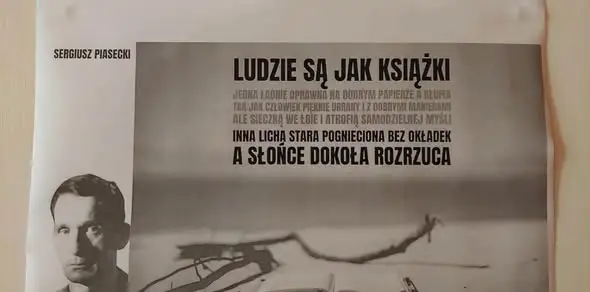 Październik w bibliotece szkolnej: cytaty, książki i słodkie niespodzianki