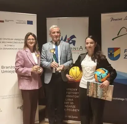 SP nr 1 w Łodygowicach z medalem w sportowej rywalizacji powiatu żywieckiego
