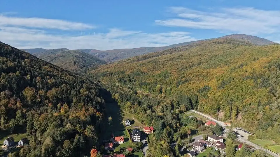 Gmina Lipowa – brama w Beskidy. Szlaki, doliny i Pętla Lipowska