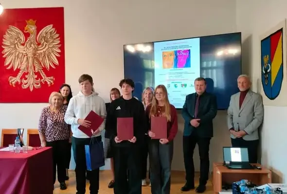 Uczniowie ZSZiO w Hamrze z sukcesami w Olimpiadzie Wiedzy o Zdrowiu Psychicznym