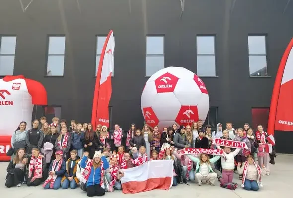 Uczniowie naszej szkoły na meczu Polski z Islandią w Arenie Katowice