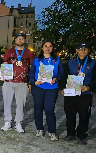 LKS Orzeł Łękawica z medalami na turniejach pétanque w Krakowie i Myślenicach
