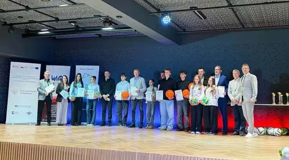 Gmina Radziechowy-Wieprz z drugim miejscem w powiecie żywieckim – sportowy sukces szkół