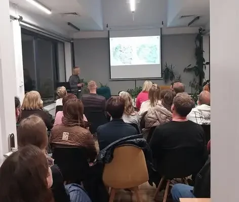 Wilki po sąsiedzku – naukowe spojrzenie w bibliotece