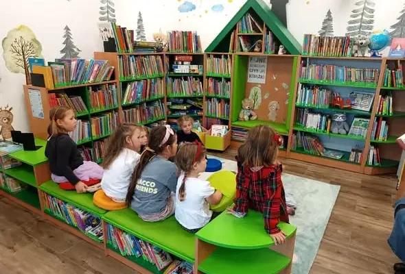 Jesienne spotkanie z Myszonkiem w bibliotece w Lipowej