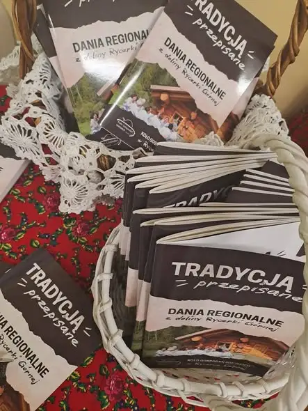Rycerka Górna: KGW podsumowało projekt „Tradycją przepisane” i wydało książkę kucharską